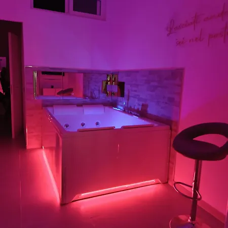 Bijou Bed & Breakfast