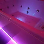 Bijou فندق مبيت وإفطار